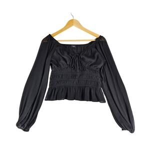 EXPRESS WOMENS BLACK SMOCKED PUFF SLEEVE BLOUSE SIZE XS SQUARE NECK